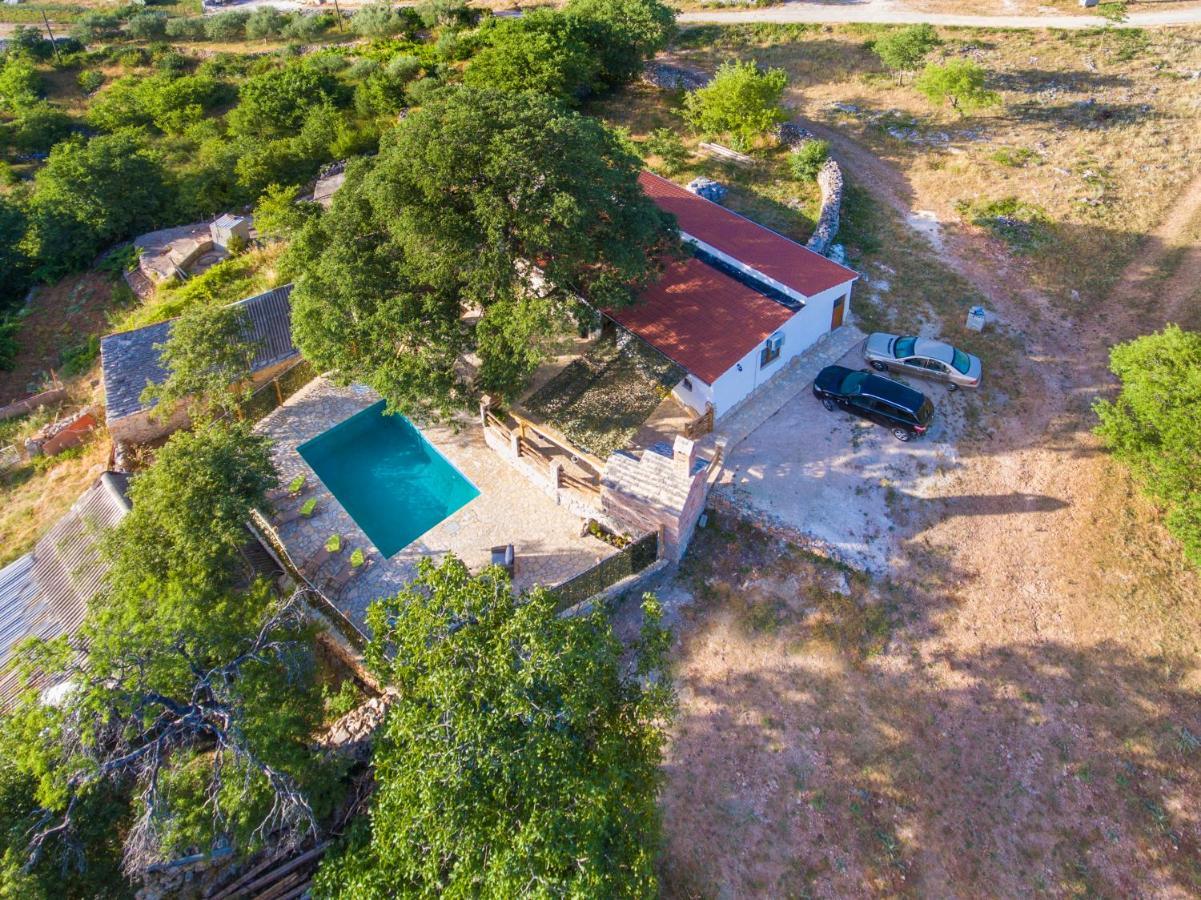 Luxury House Ivan With 4 Bedrooms Divojevici Extérieur photo