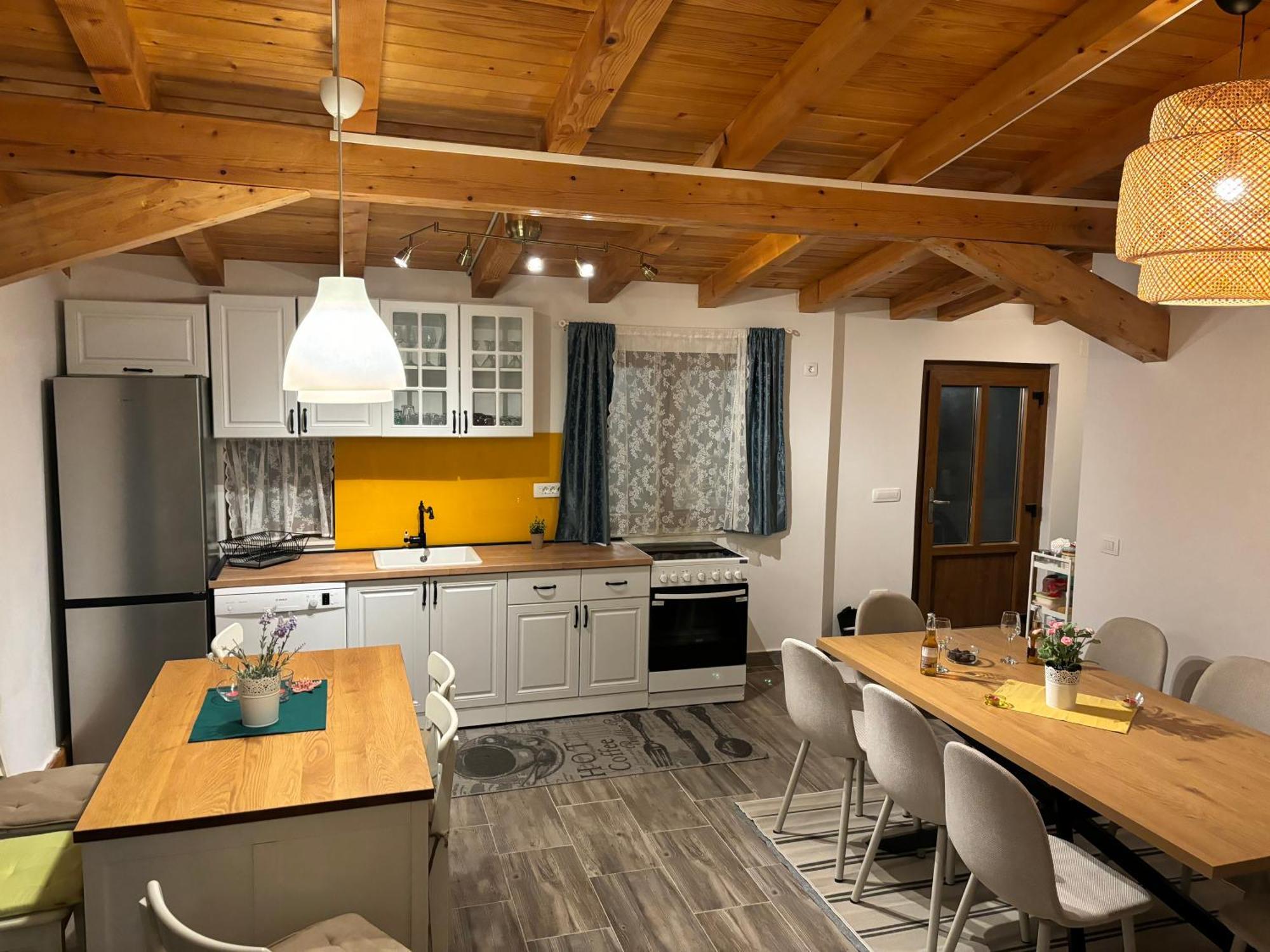 Luxury House Ivan With 4 Bedrooms Divojevici Extérieur photo